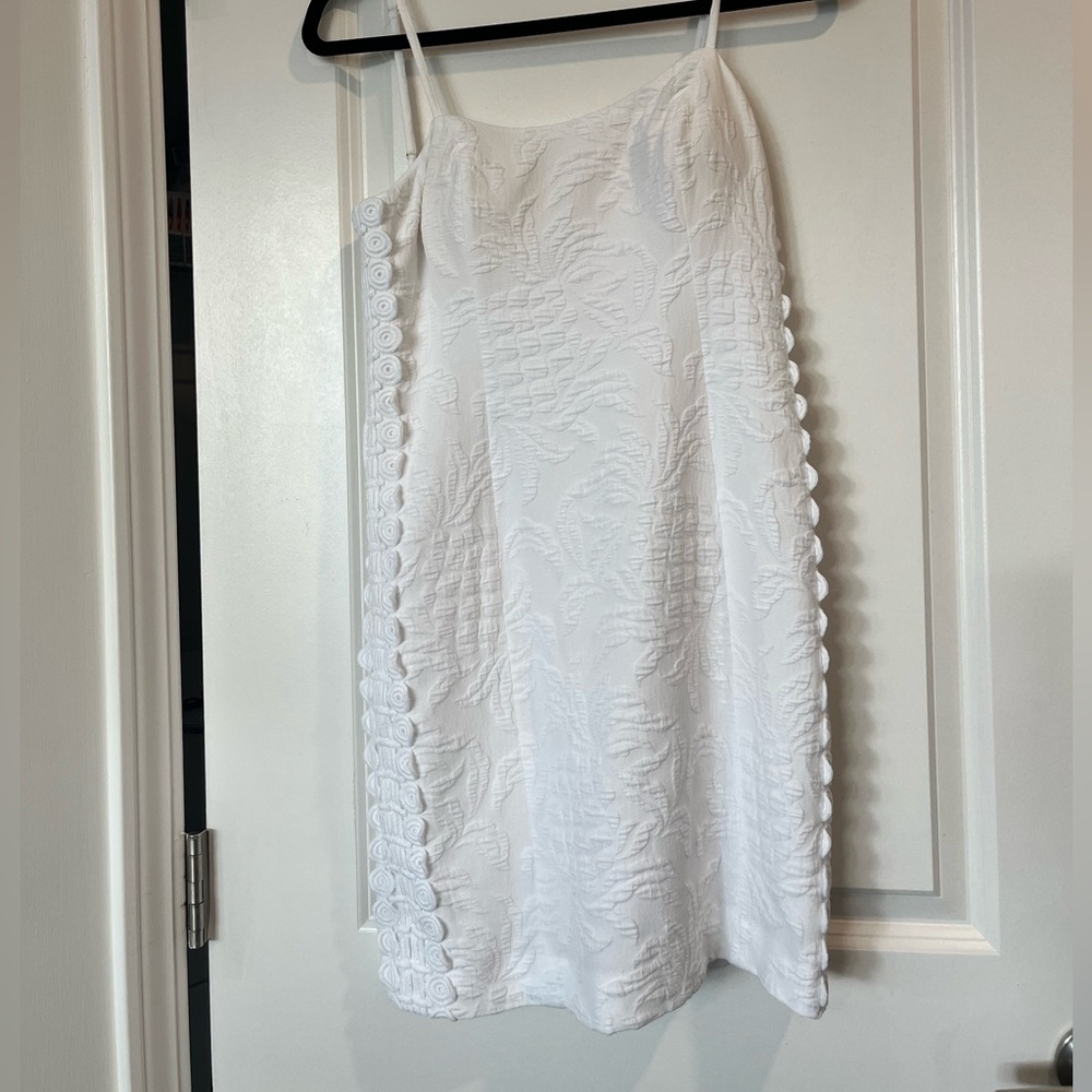 Lilly Pulitzer Shelli eyelet White Textured pineapple Shift Dress with pads